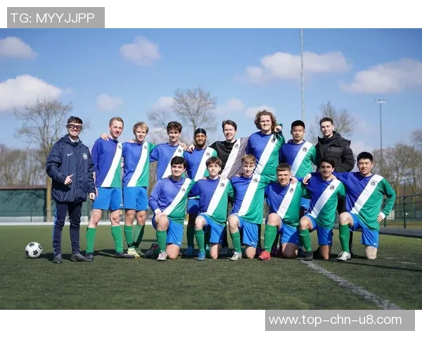 山东足球明星解说员是谁揭秘他们的精彩瞬间与职业生涯